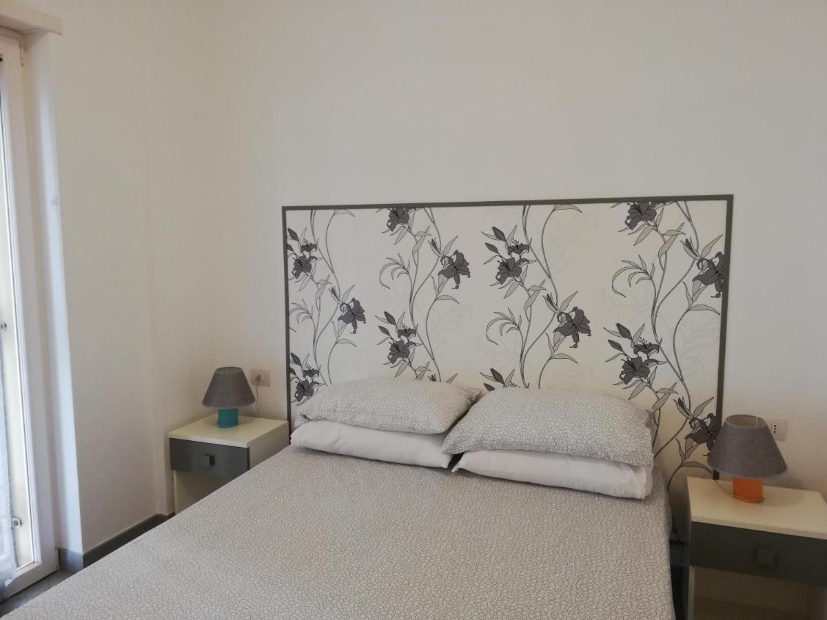 Divas Appartamento Napels Buitenkant foto